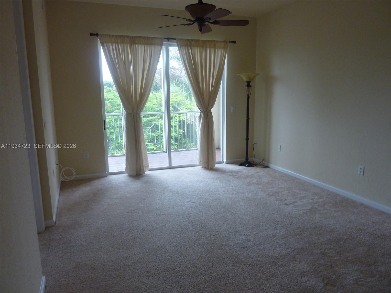 3500 Oaks Clubhouse Dr # 308