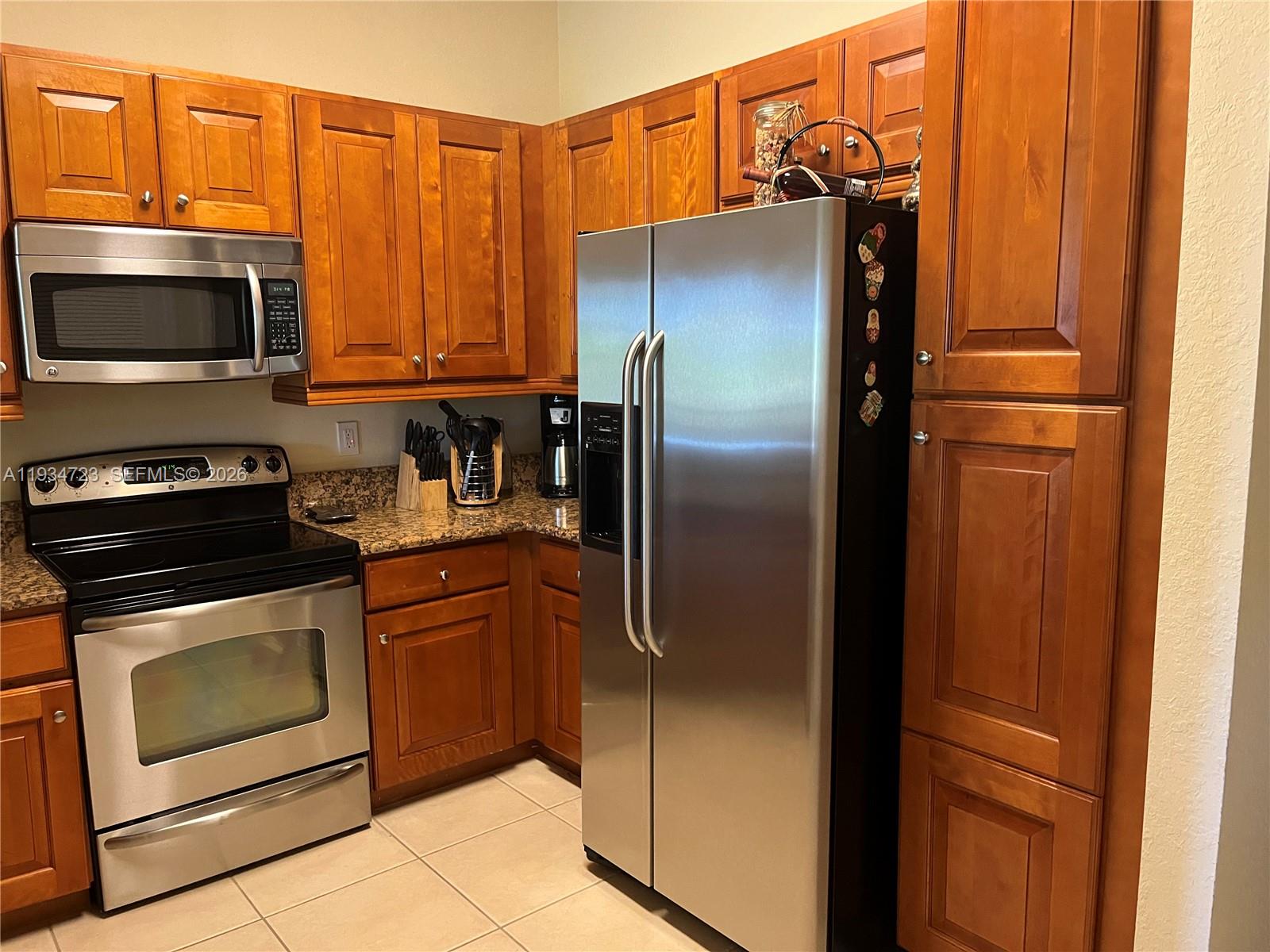 3500 Oaks Clubhouse Dr # 308