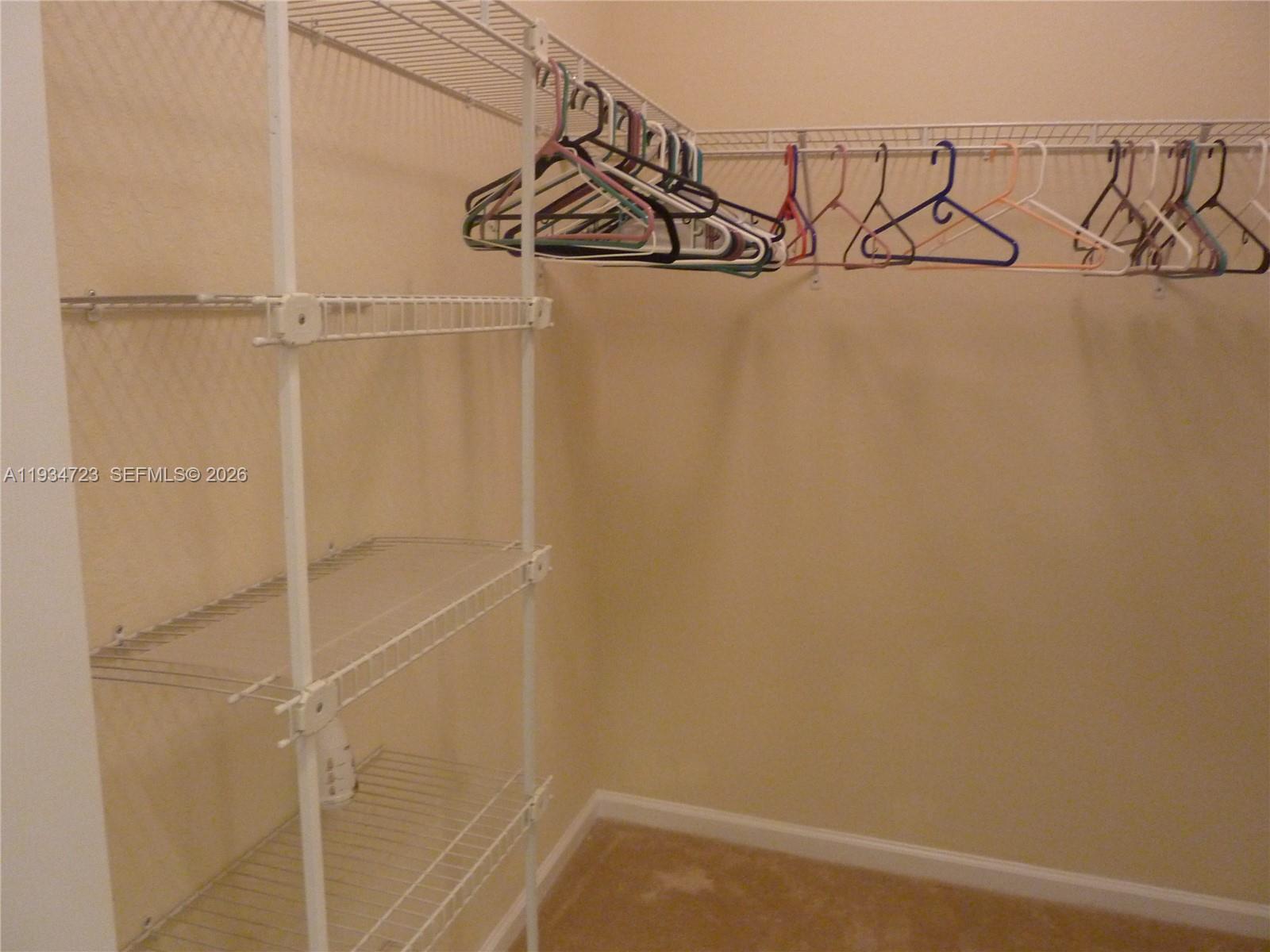 3500 Oaks Clubhouse Dr # 308