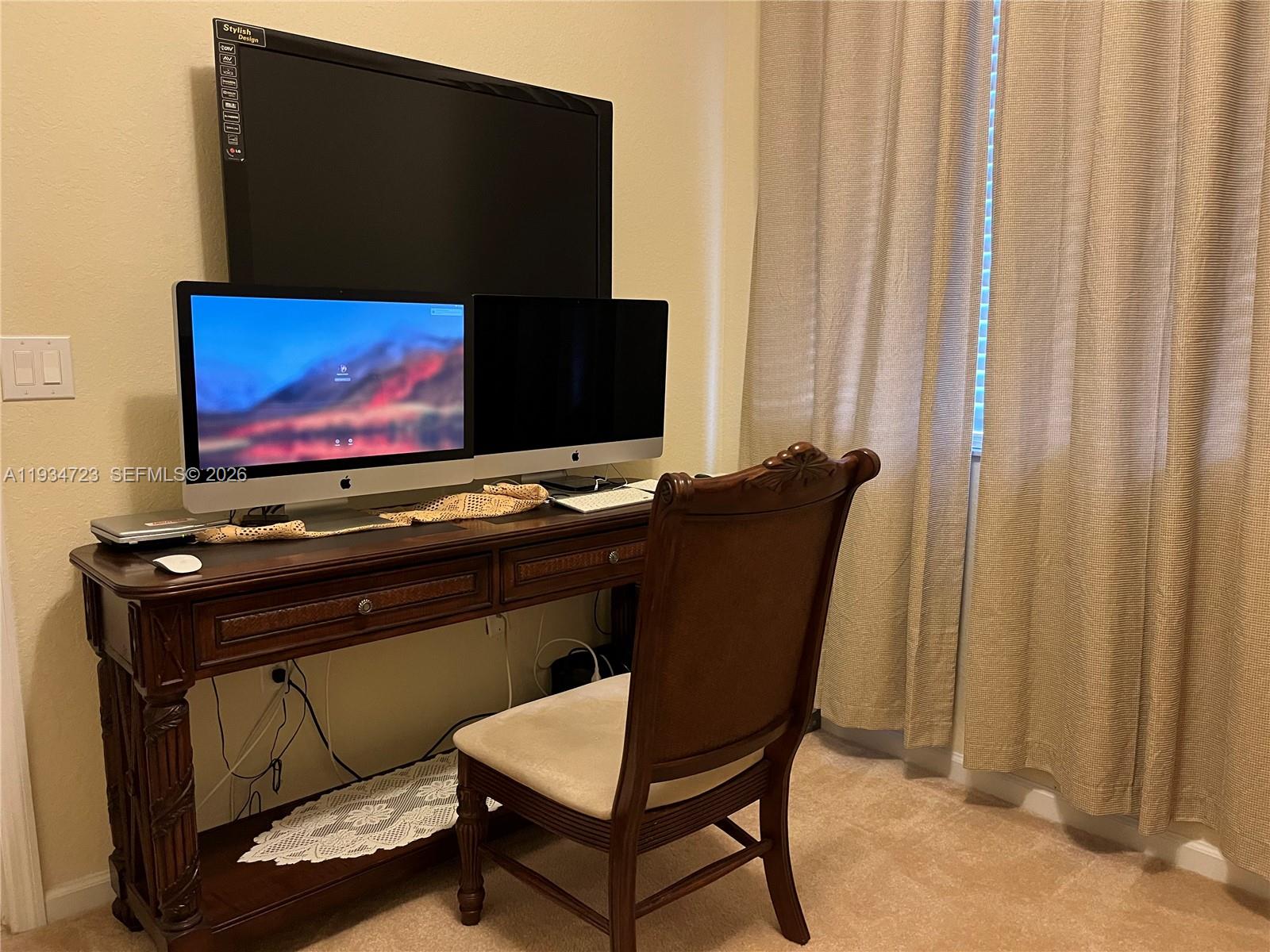 3500 Oaks Clubhouse Dr # 308