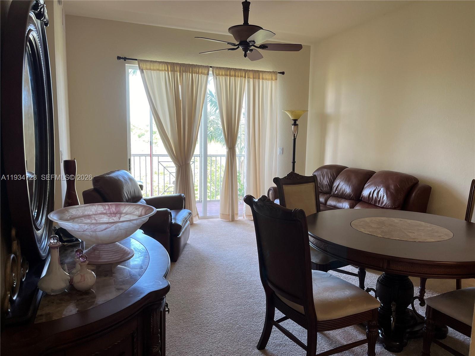 3500 Oaks Clubhouse Dr # 308