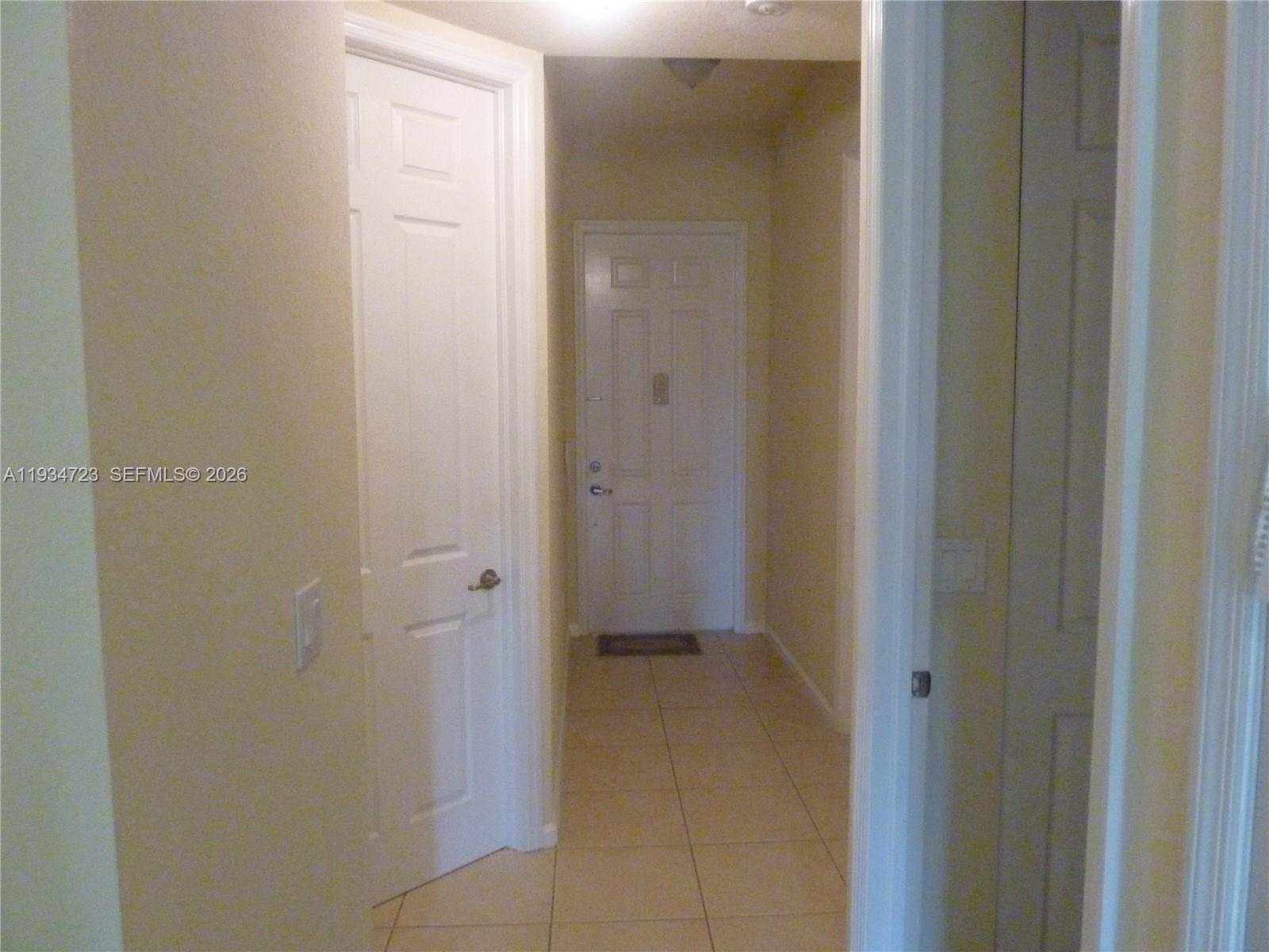 3500 Oaks Clubhouse Dr # 308