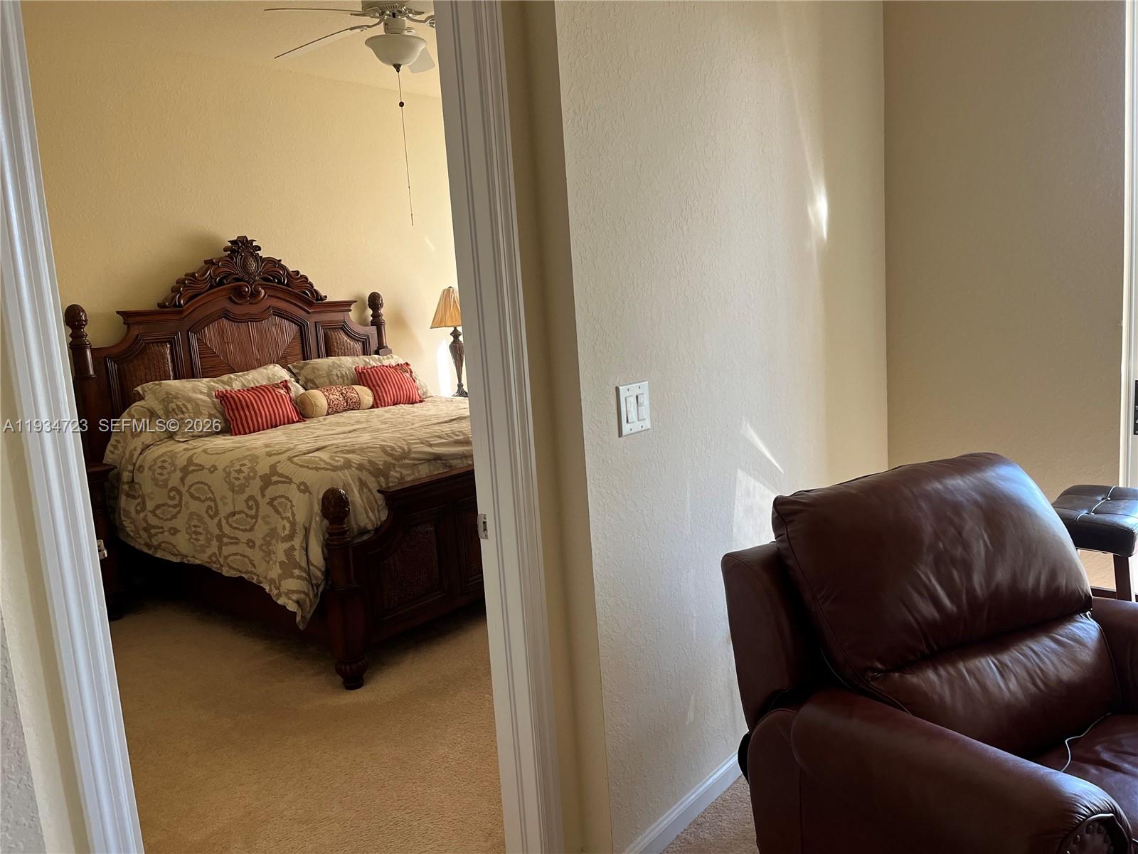 3500 Oaks Clubhouse Dr # 308