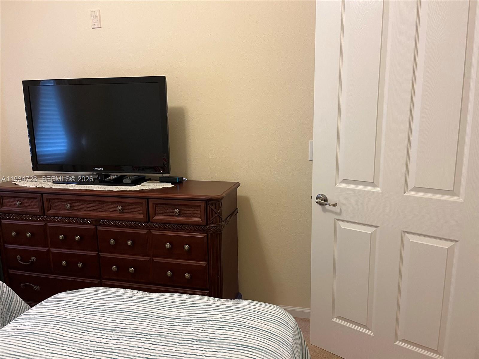 3500 Oaks Clubhouse Dr # 308