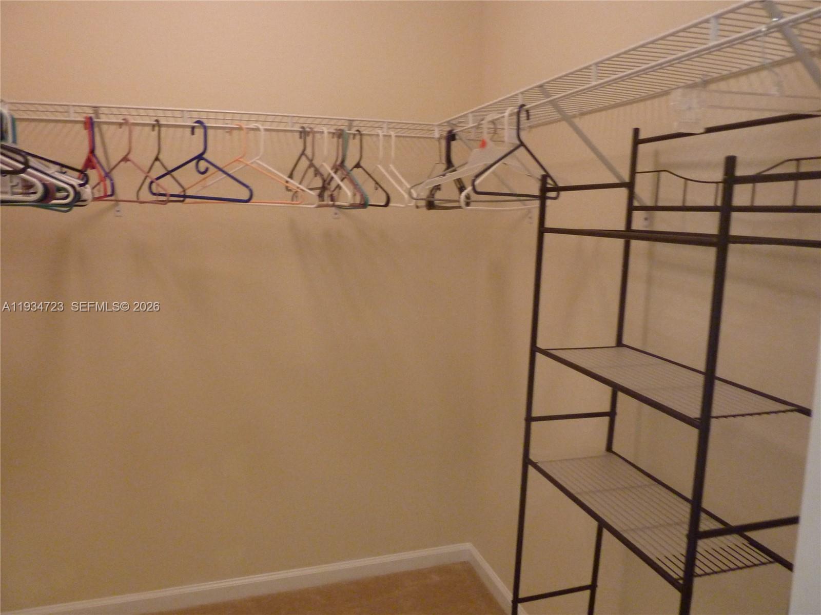 3500 Oaks Clubhouse Dr # 308