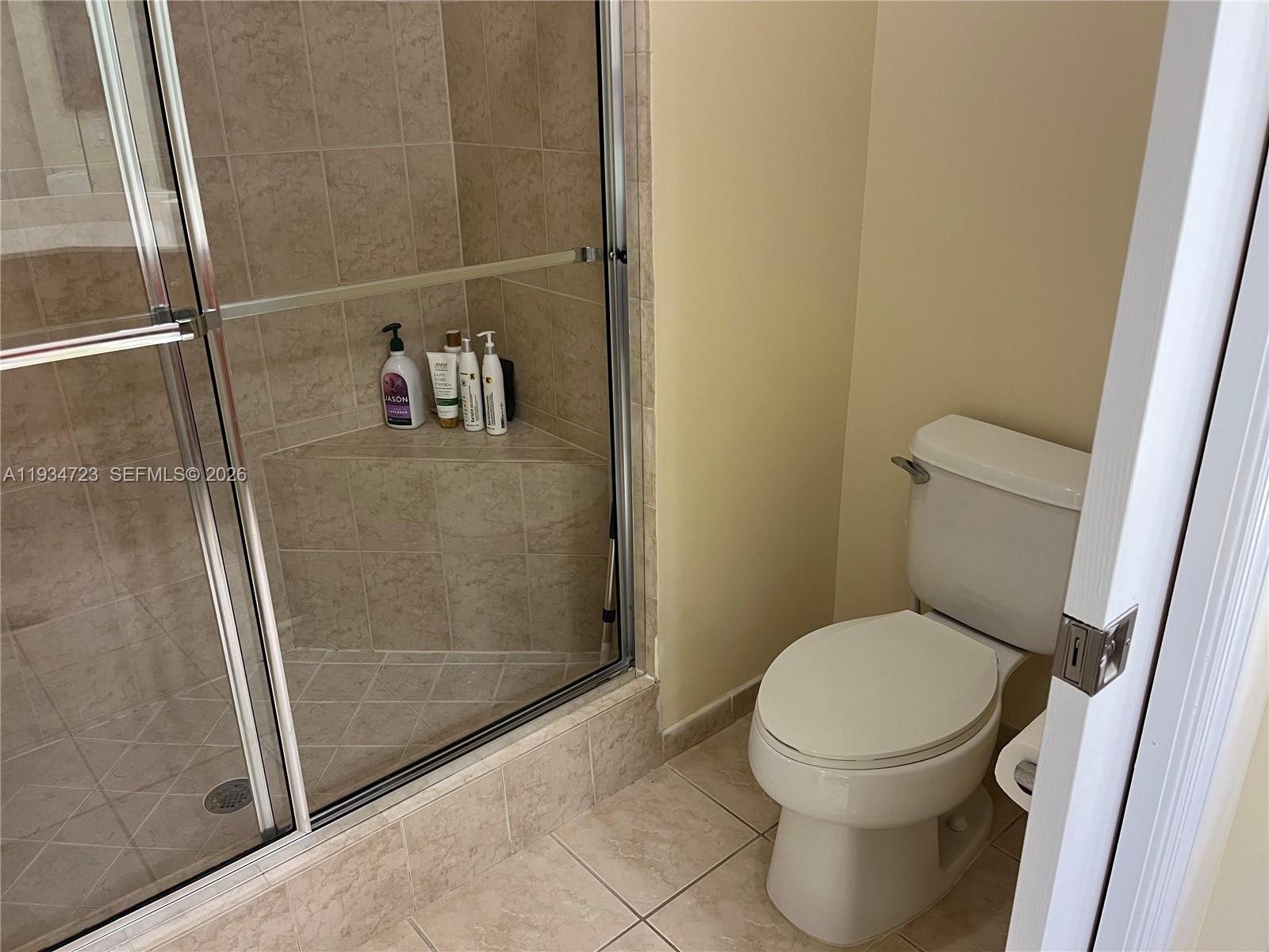 3500 Oaks Clubhouse Dr # 308