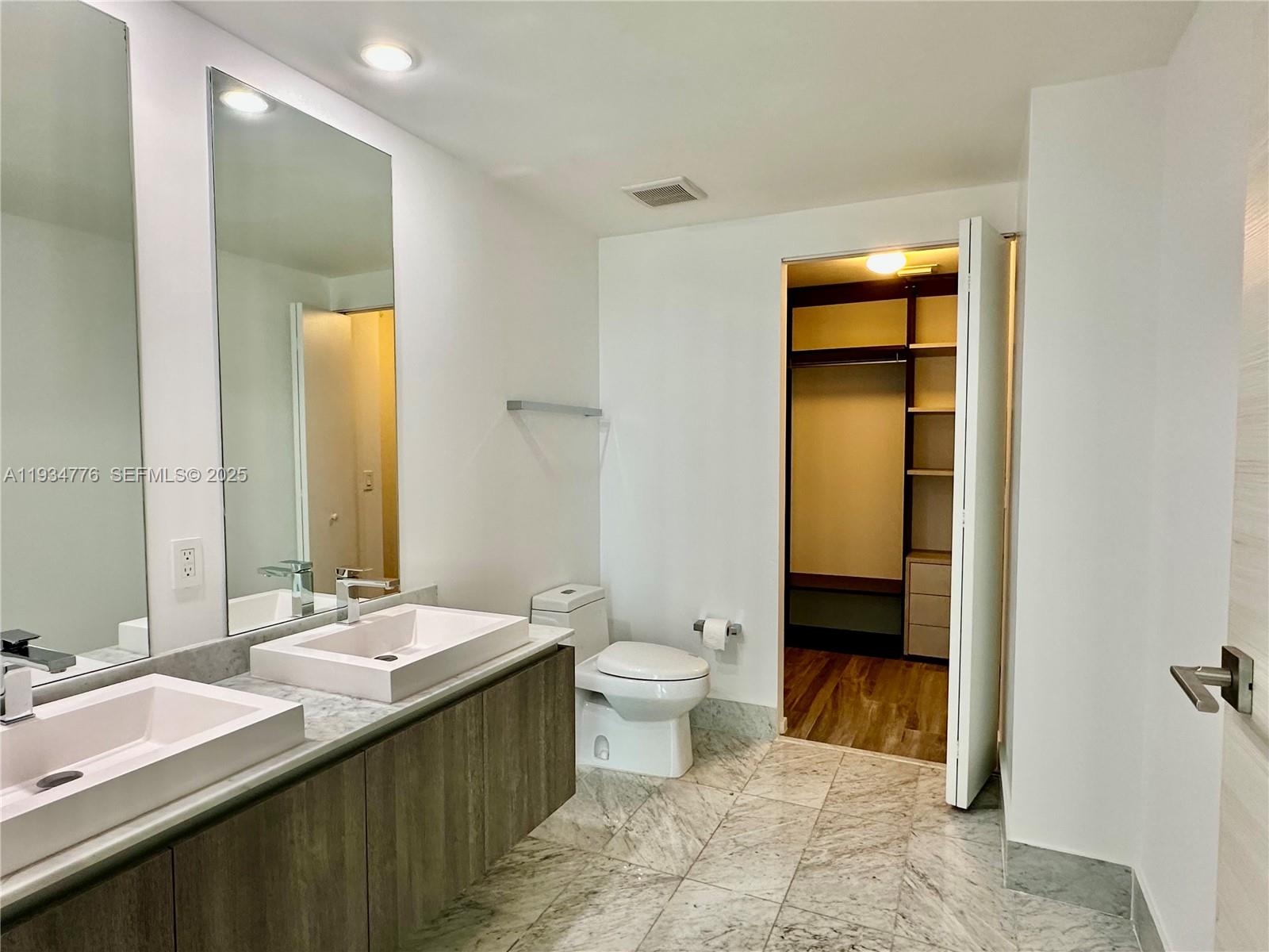 801 S Miami Ave Unit: 3807