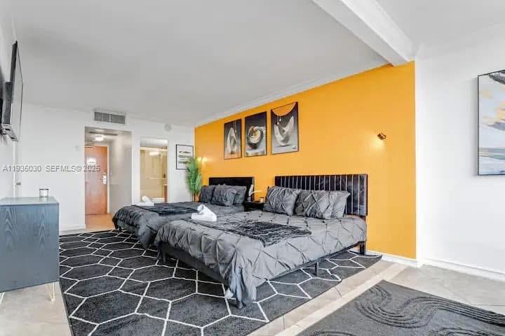 4040 Galt Ocean Dr # 605