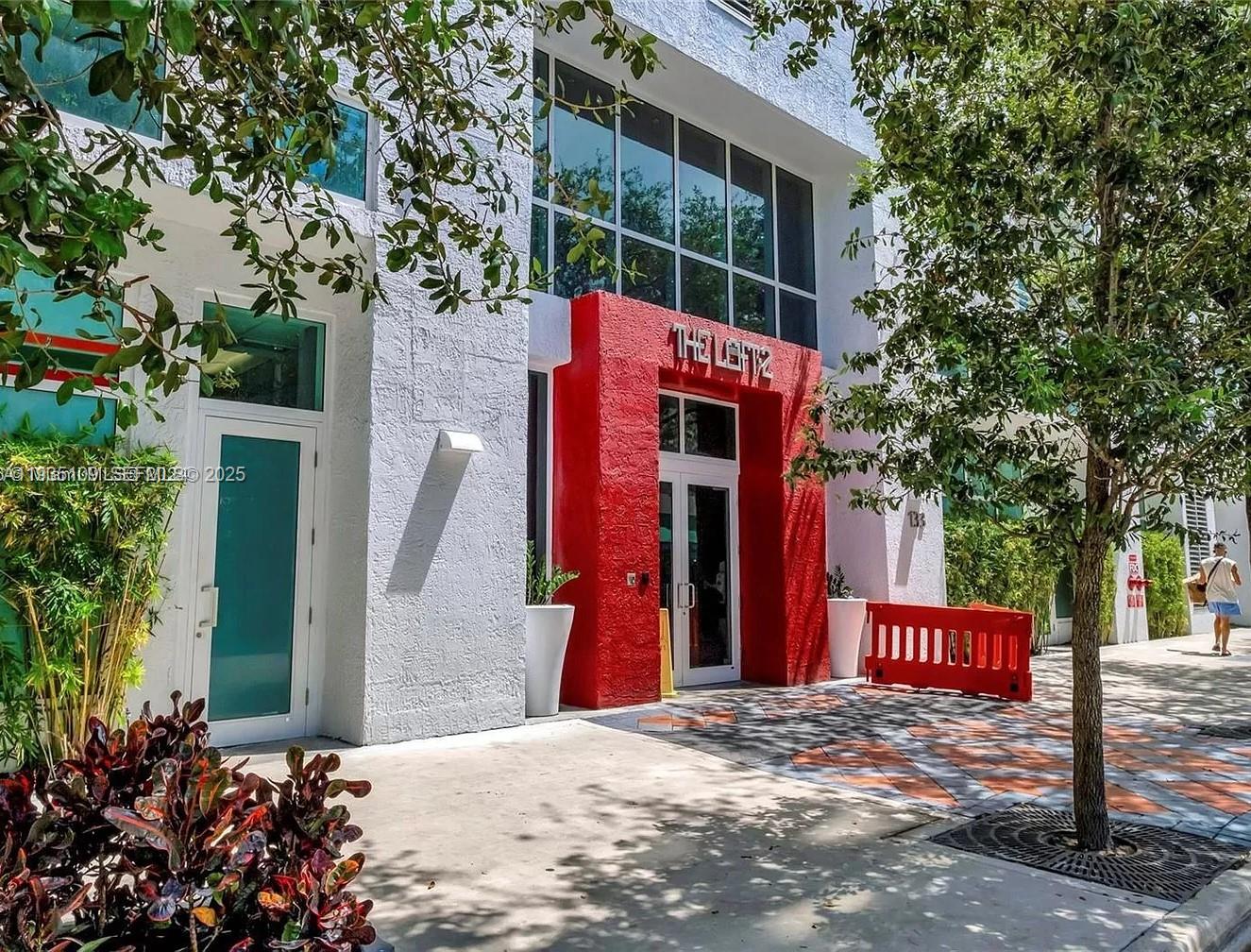 133 NE 2nd Ave # 811