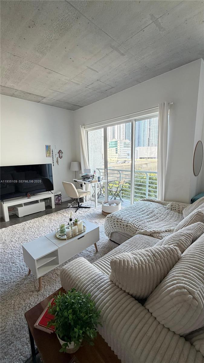133 NE 2nd Ave # 811