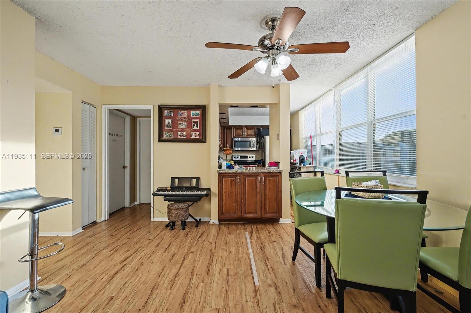 9440 Live Oak Pl # 404