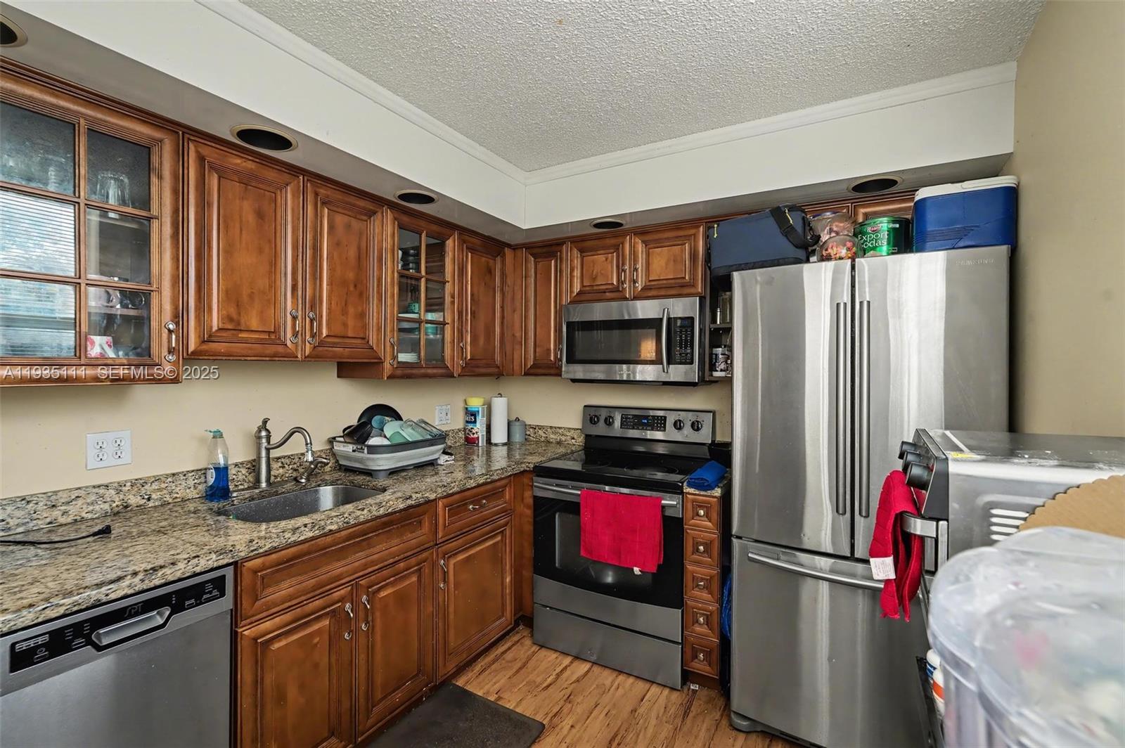 9440 Live Oak Pl # 404
