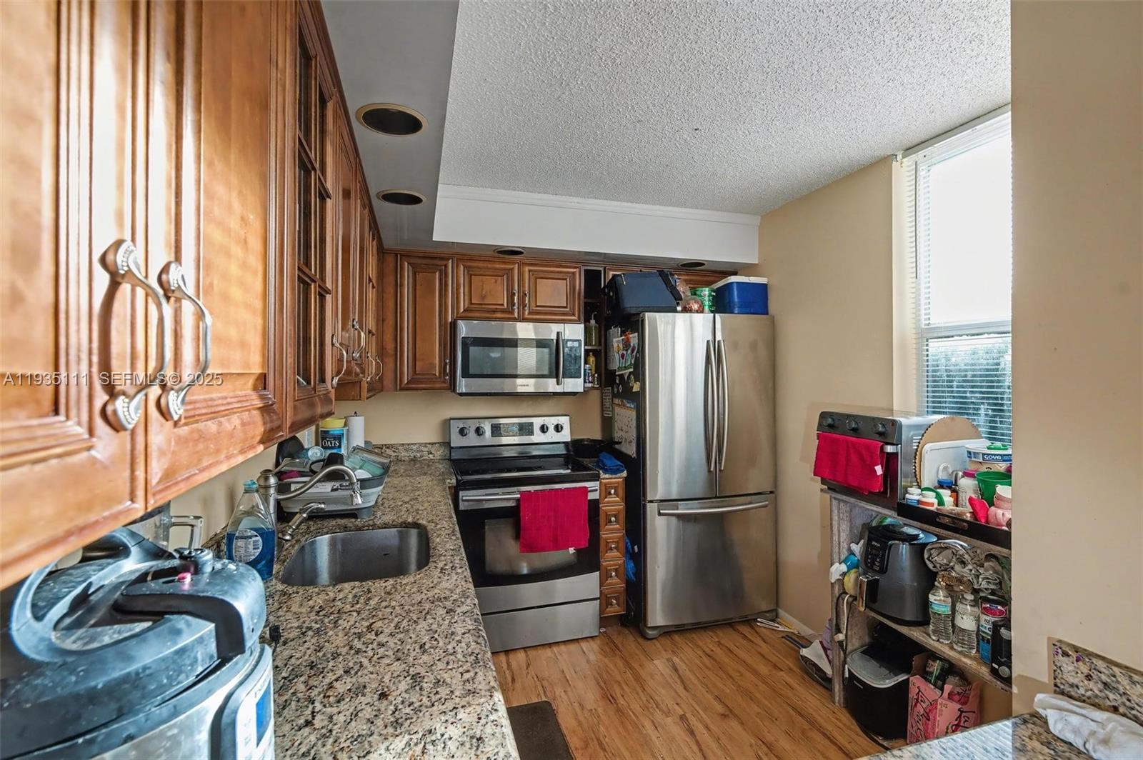 9440 Live Oak Pl # 404