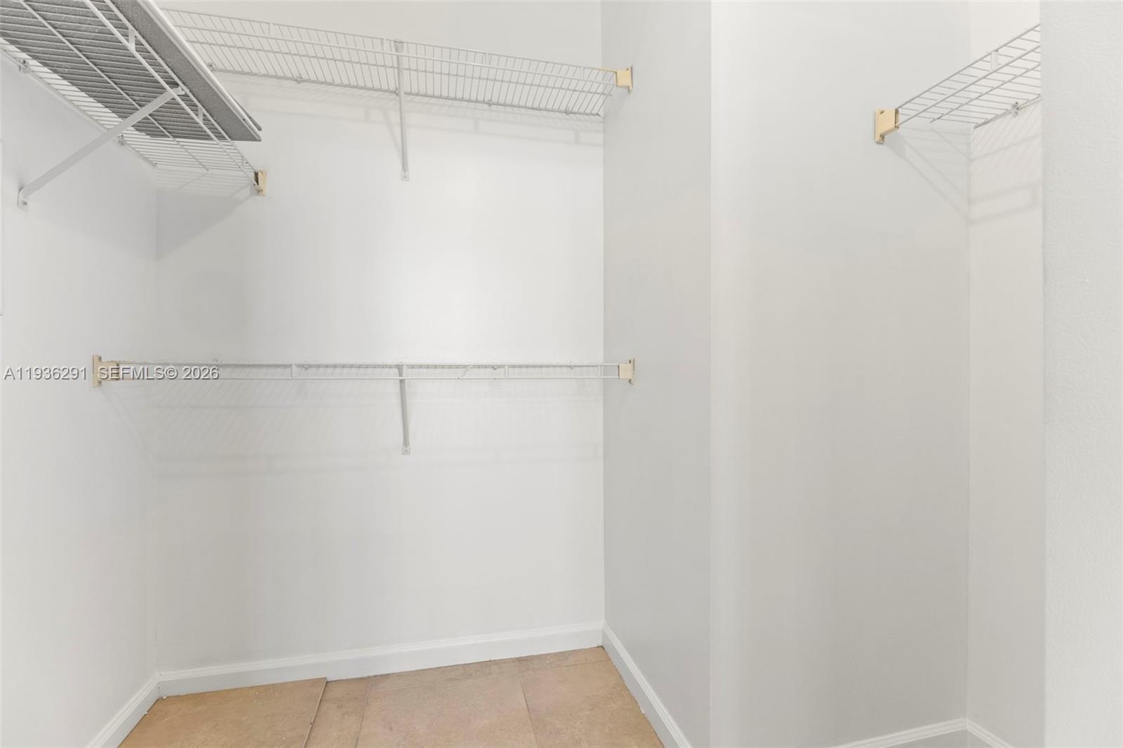 1919 Van Buren St # 418A