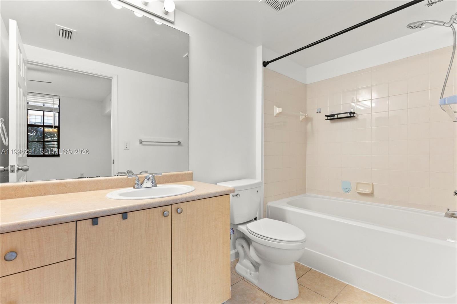 1919 Van Buren St # 418A