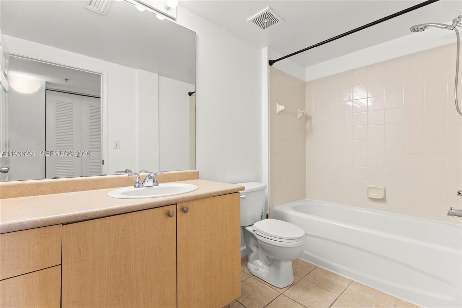 1919 Van Buren St # 418A