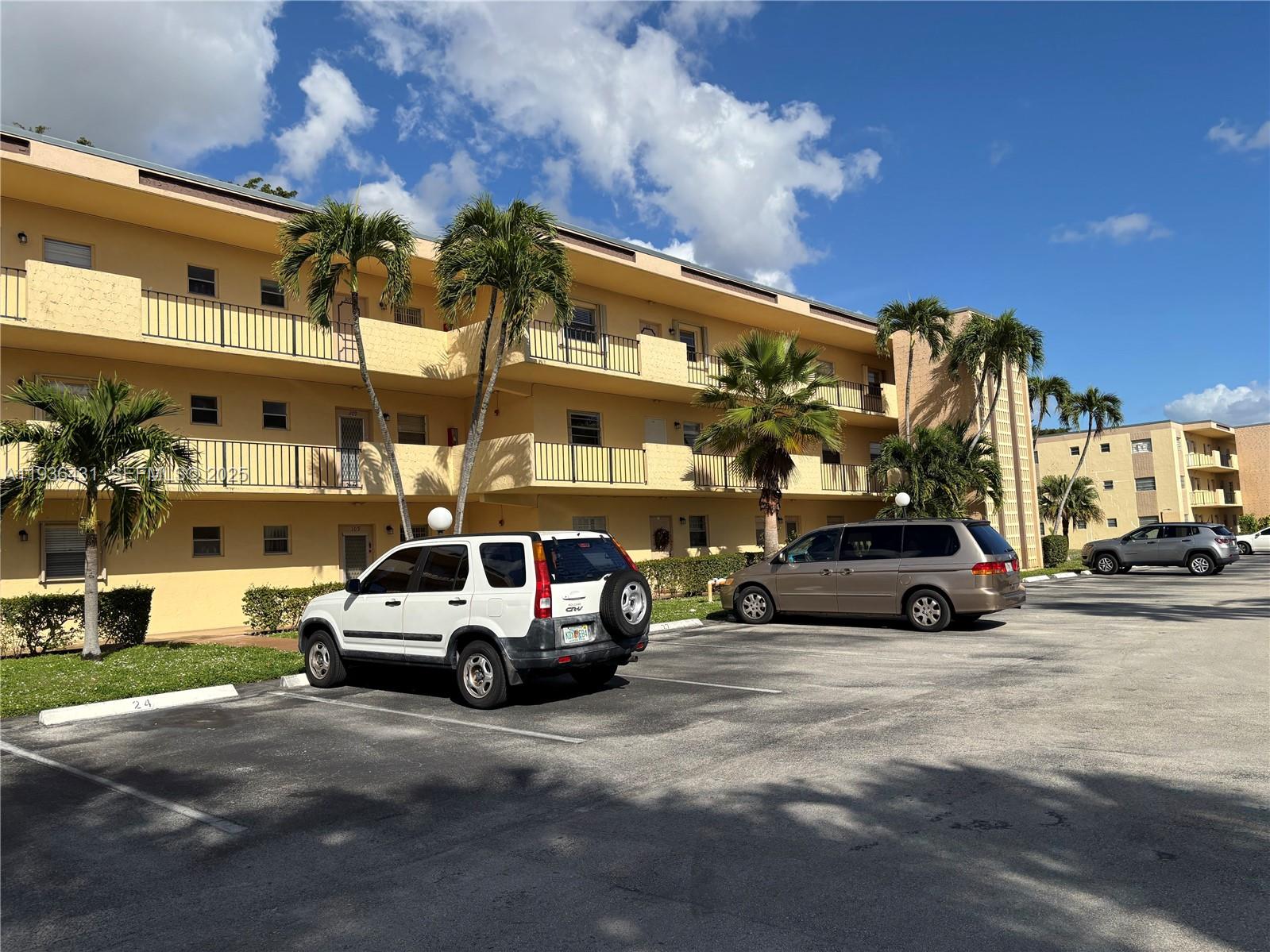 351 Cambridge Rd # 108
