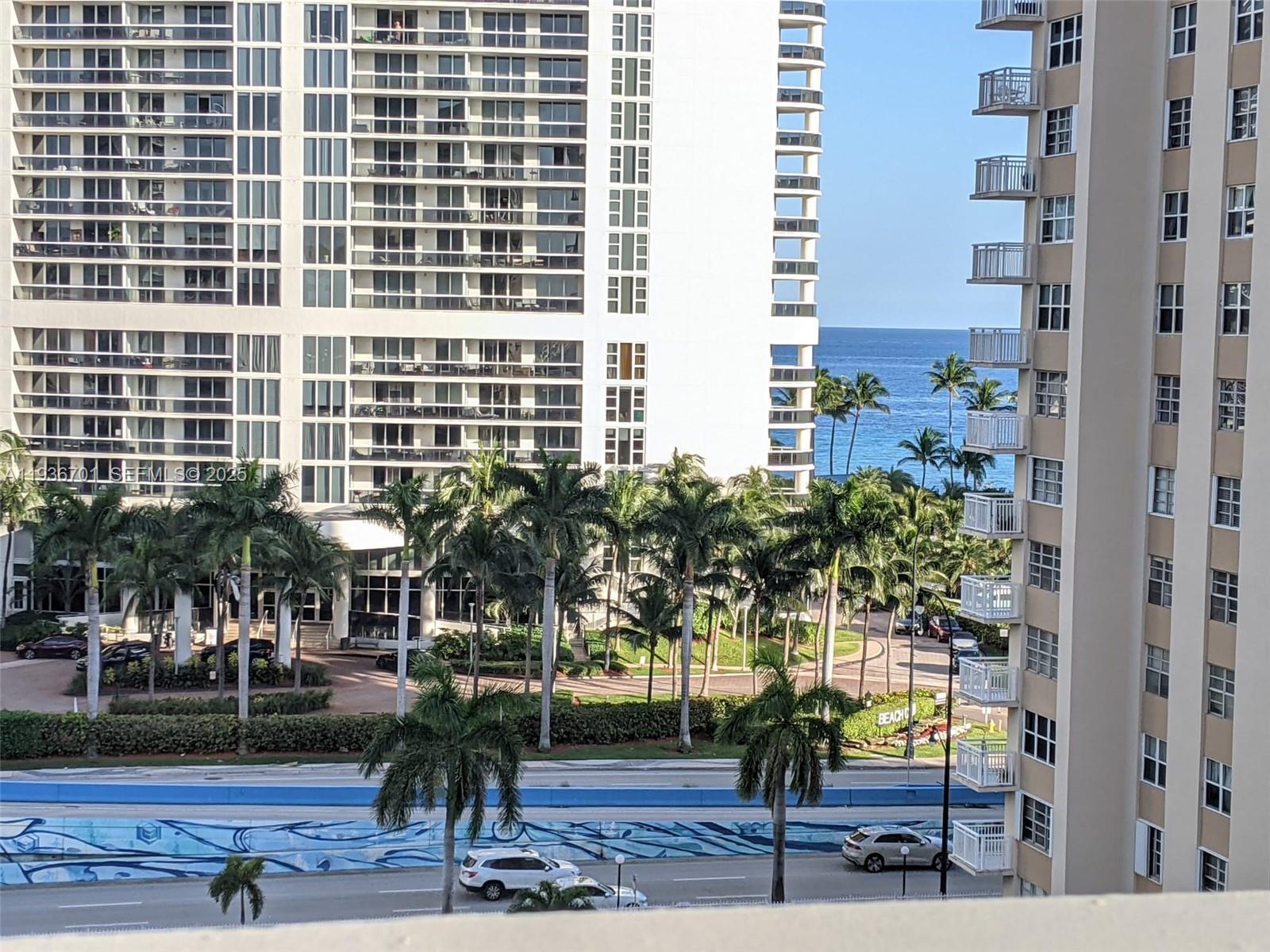 1833 S Ocean Dr # 902