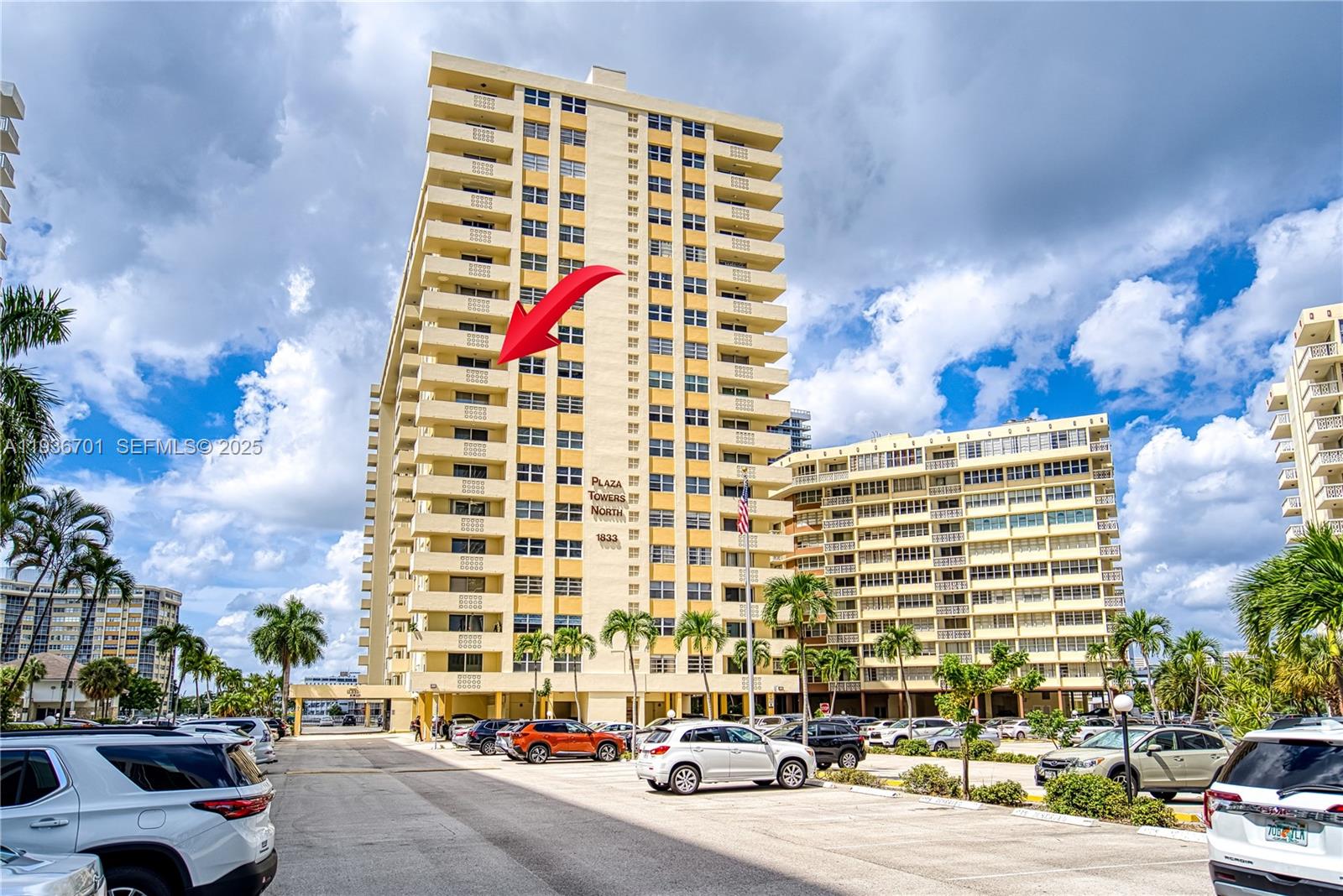 1833 S Ocean Dr # 902