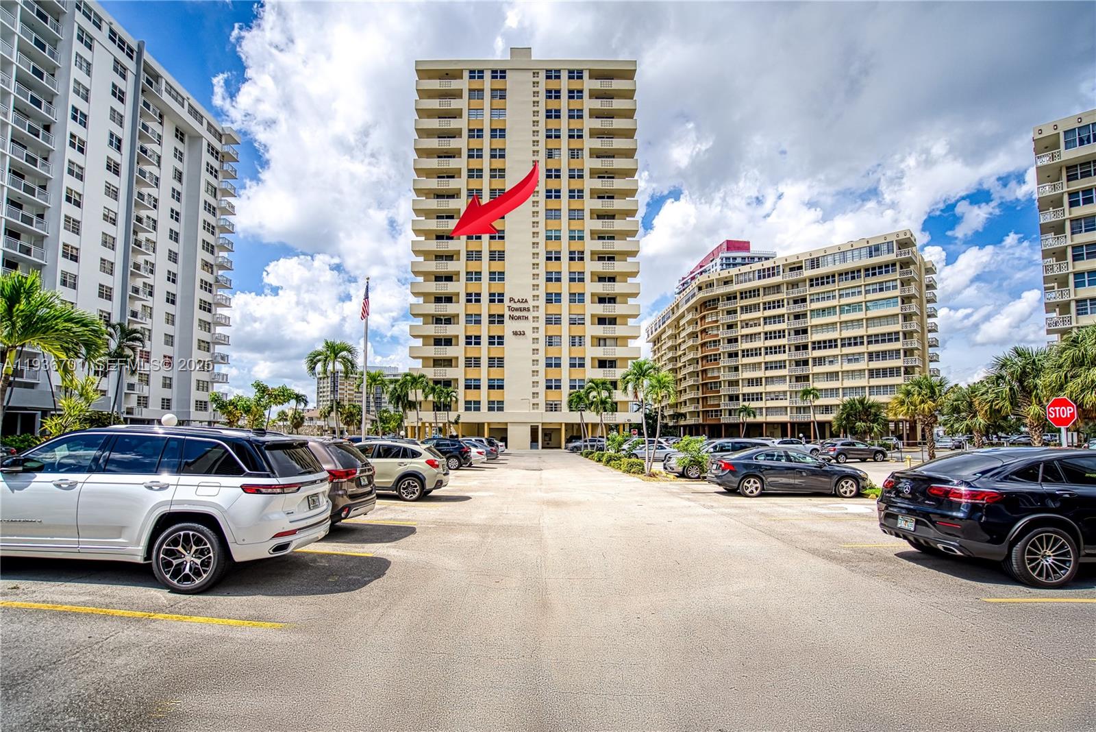 1833 S Ocean Dr # 902