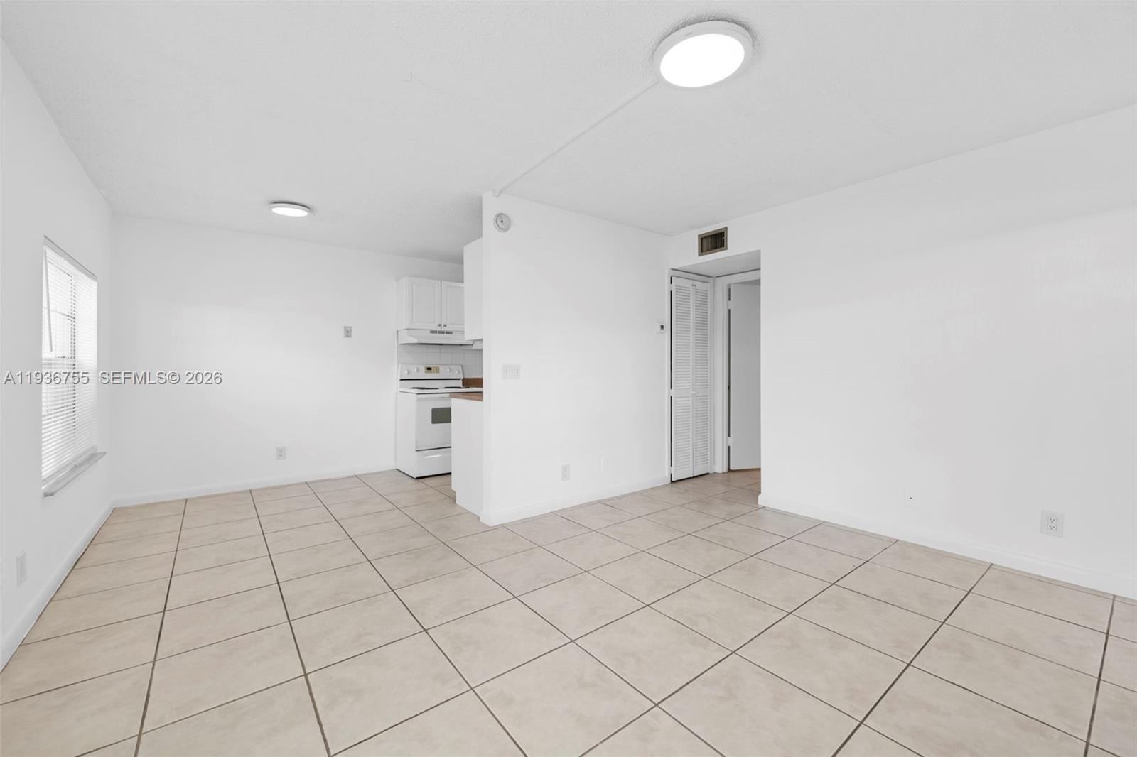1405 MIAMI RD # 10