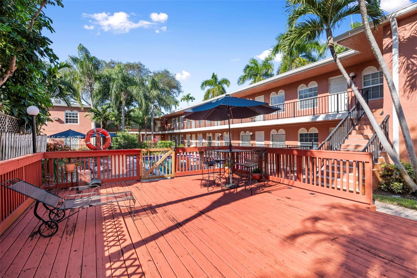 1405 MIAMI RD # 10