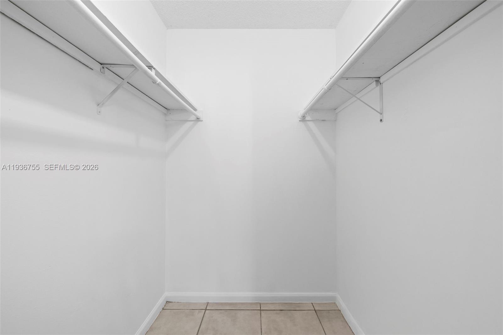 1405 MIAMI RD # 10