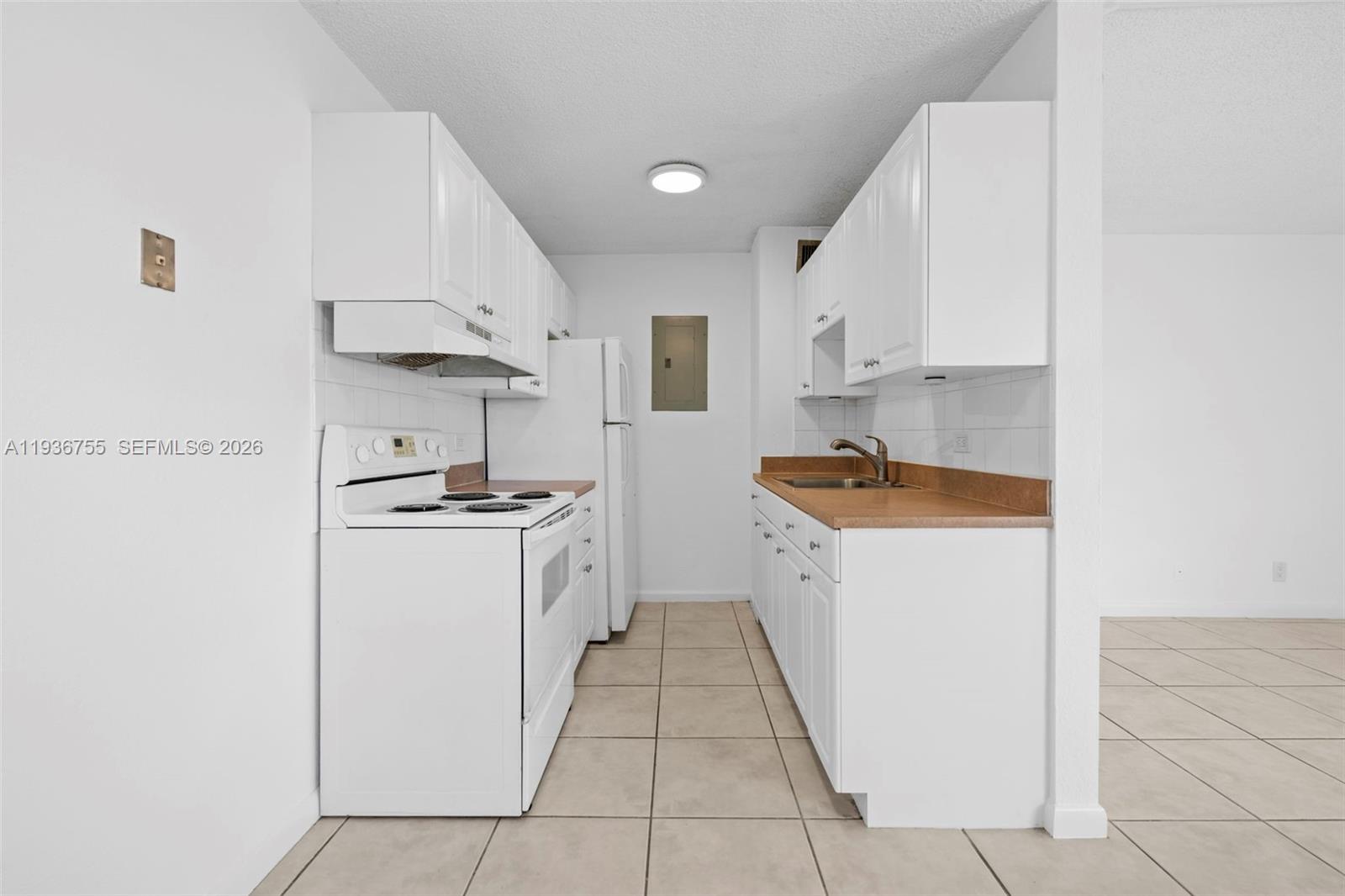 1405 MIAMI RD # 10