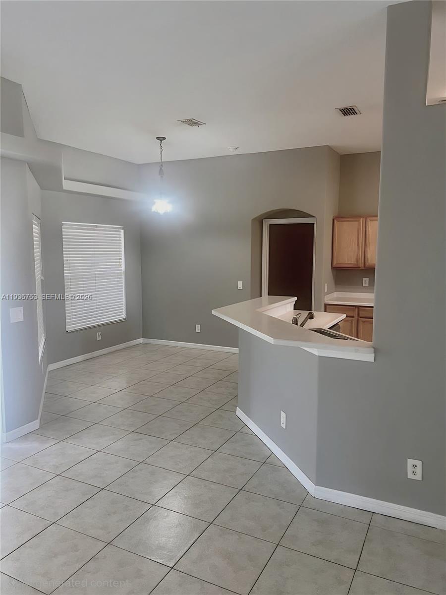 2050 SE Franciscan St, Port St. Lucie
