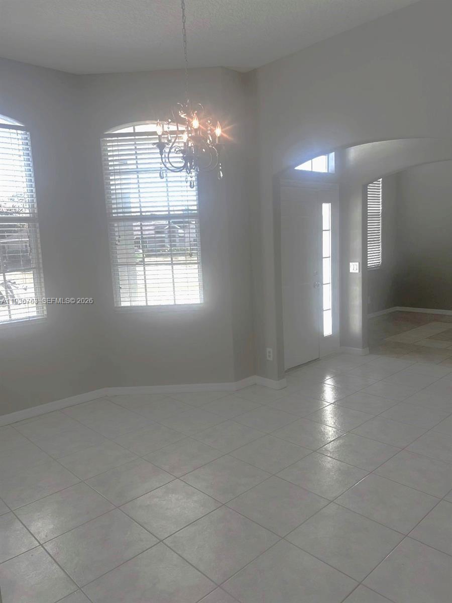 2050 SE Franciscan St, Port St. Lucie