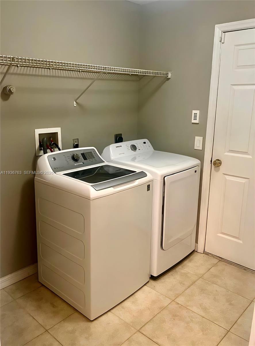 2050 SE Franciscan St, Port St. Lucie