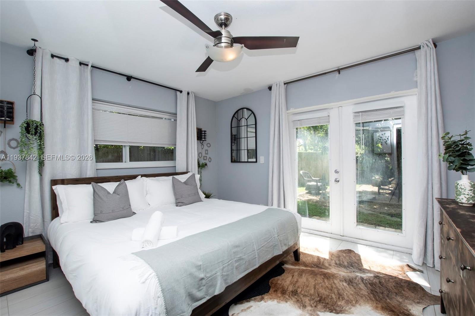 1124 NW 15th Ct
