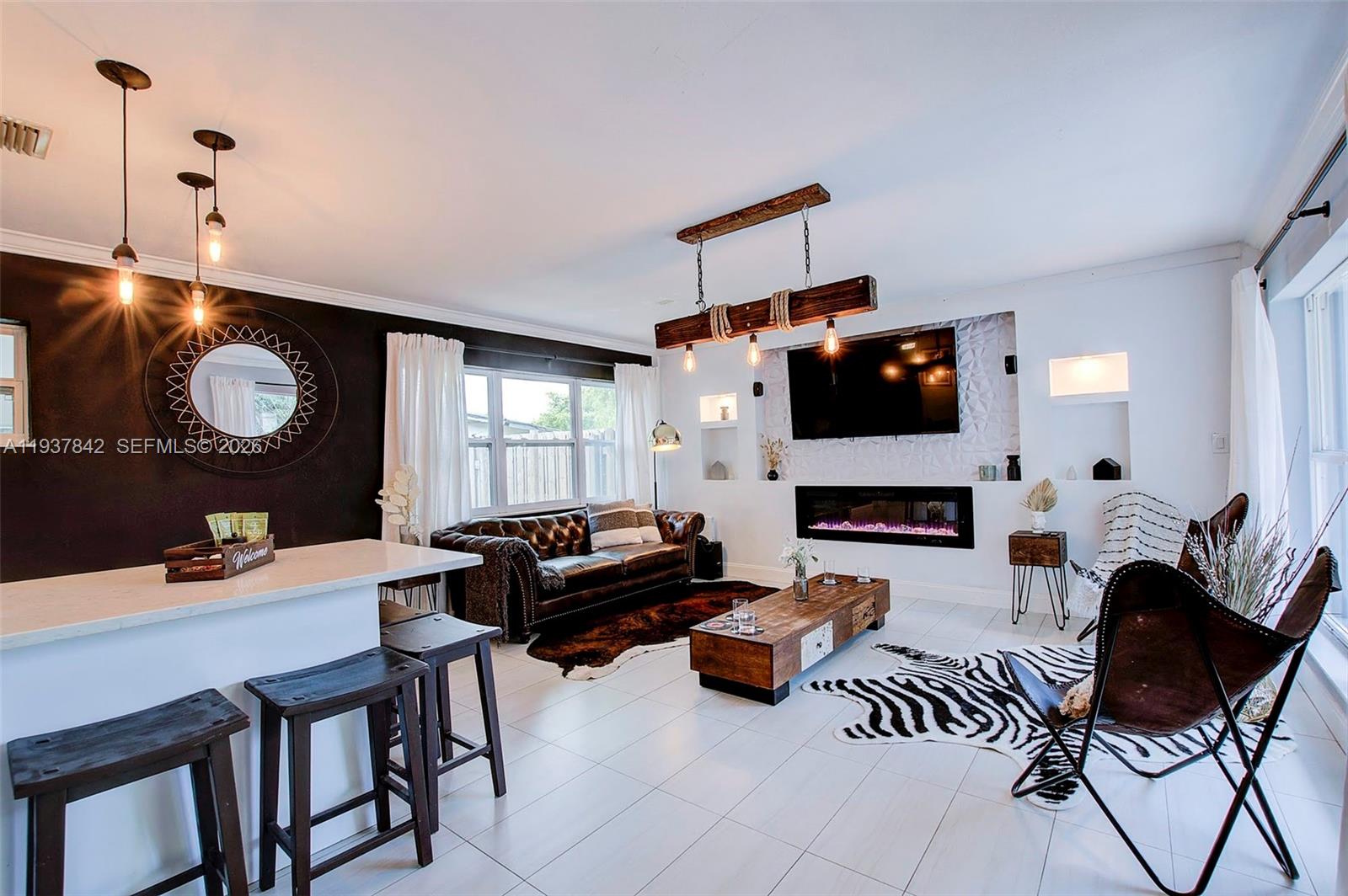 1124 NW 15th Ct