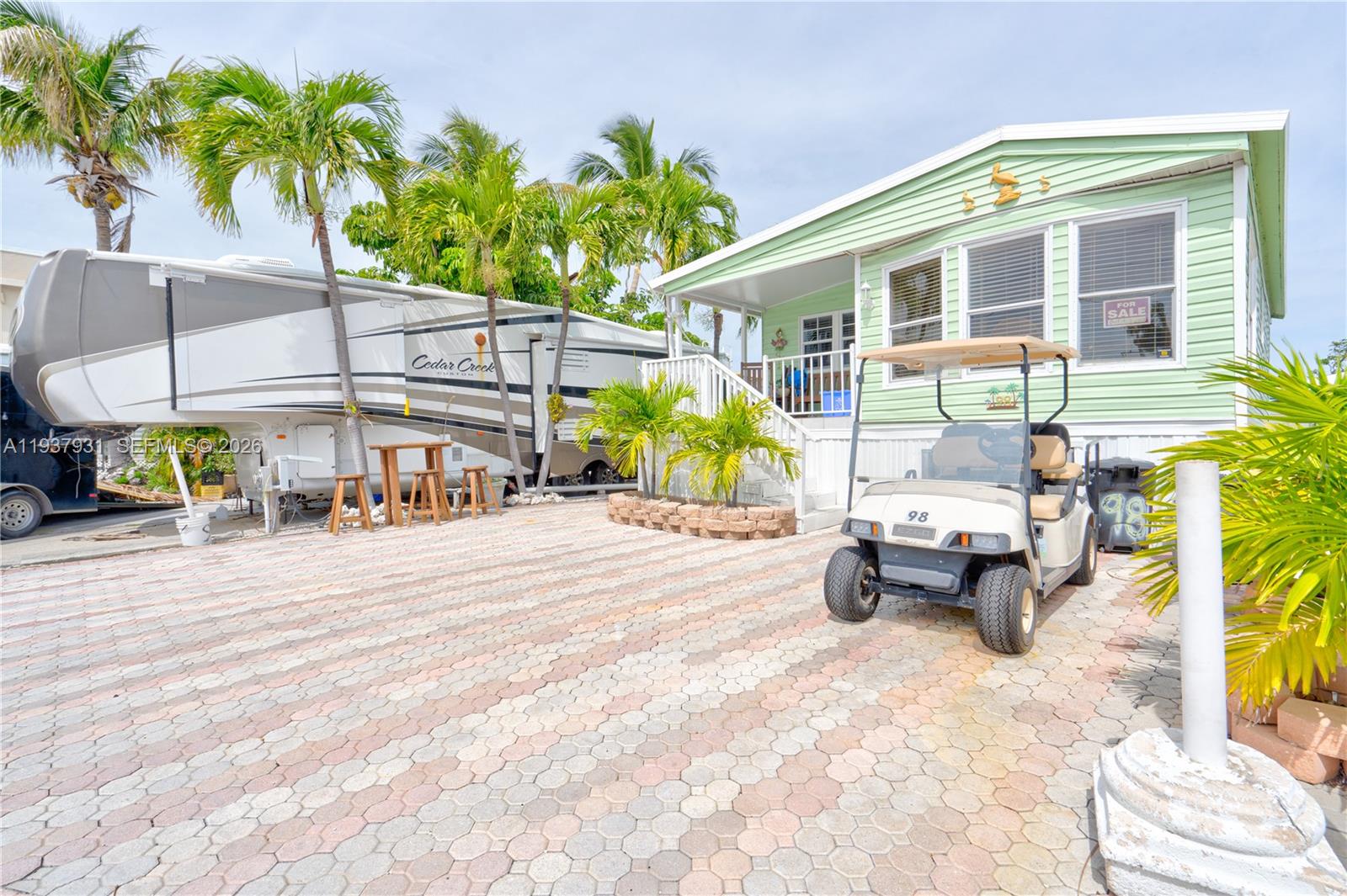 65821 Overseas Highway # 98