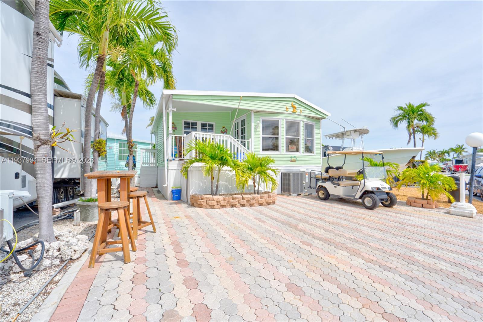 65821 Overseas Highway # 98