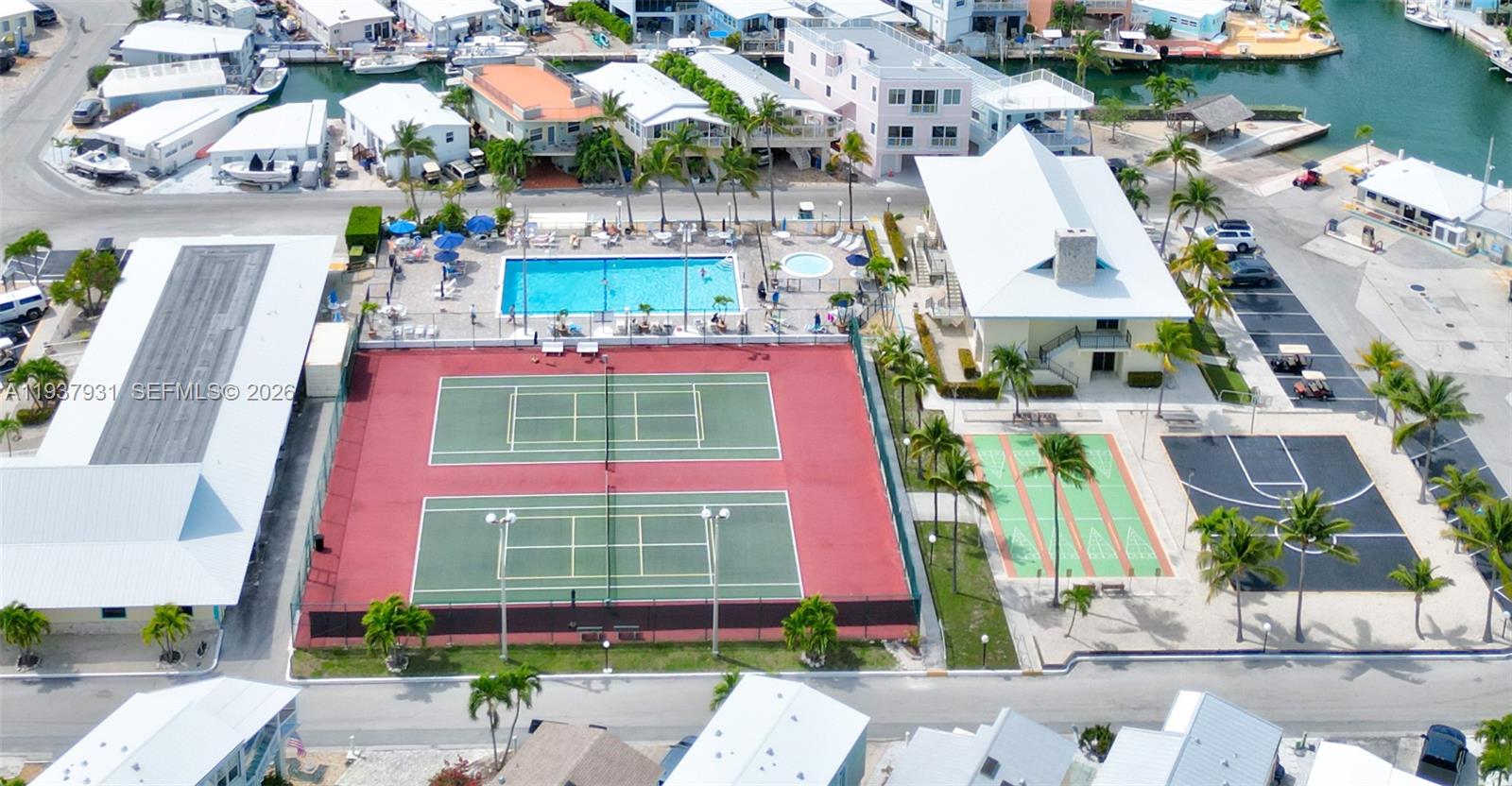 65821 Overseas Highway # 98