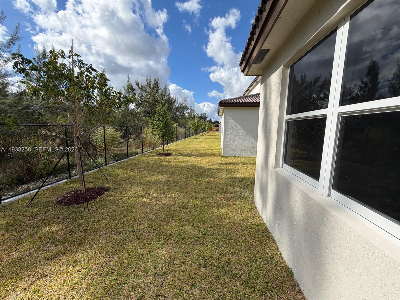 2256 SE 30 ST # 2256