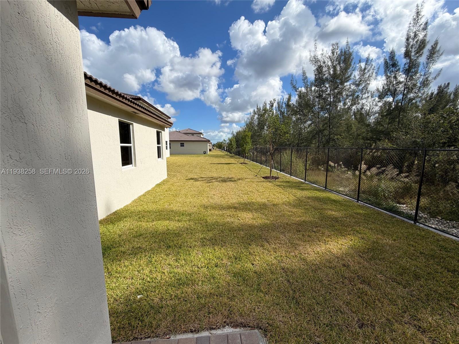 2256 SE 30 ST # 2256