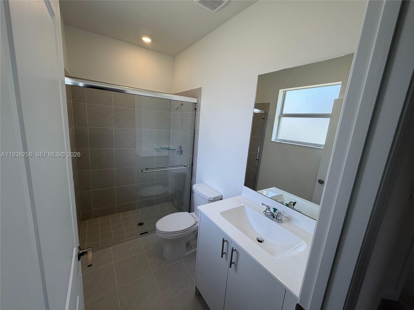 2256 SE 30 ST # 2256