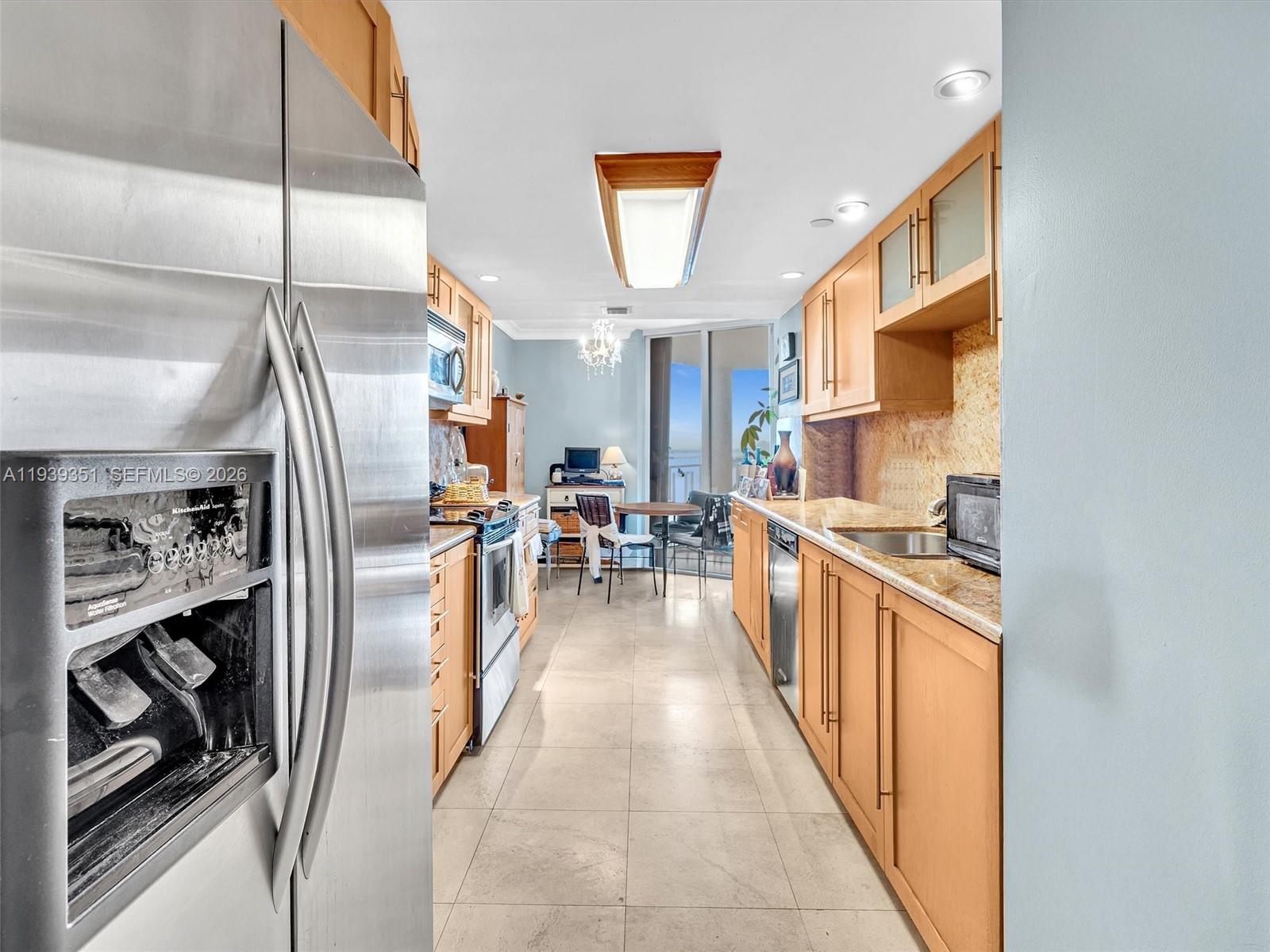 2000 Towerside Ter # 1806