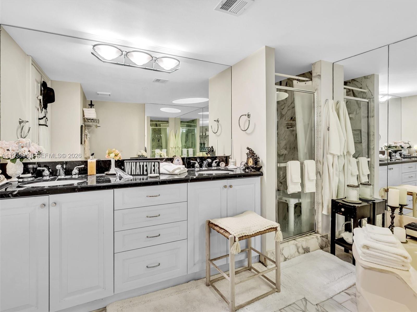 2000 Towerside Ter # 1806