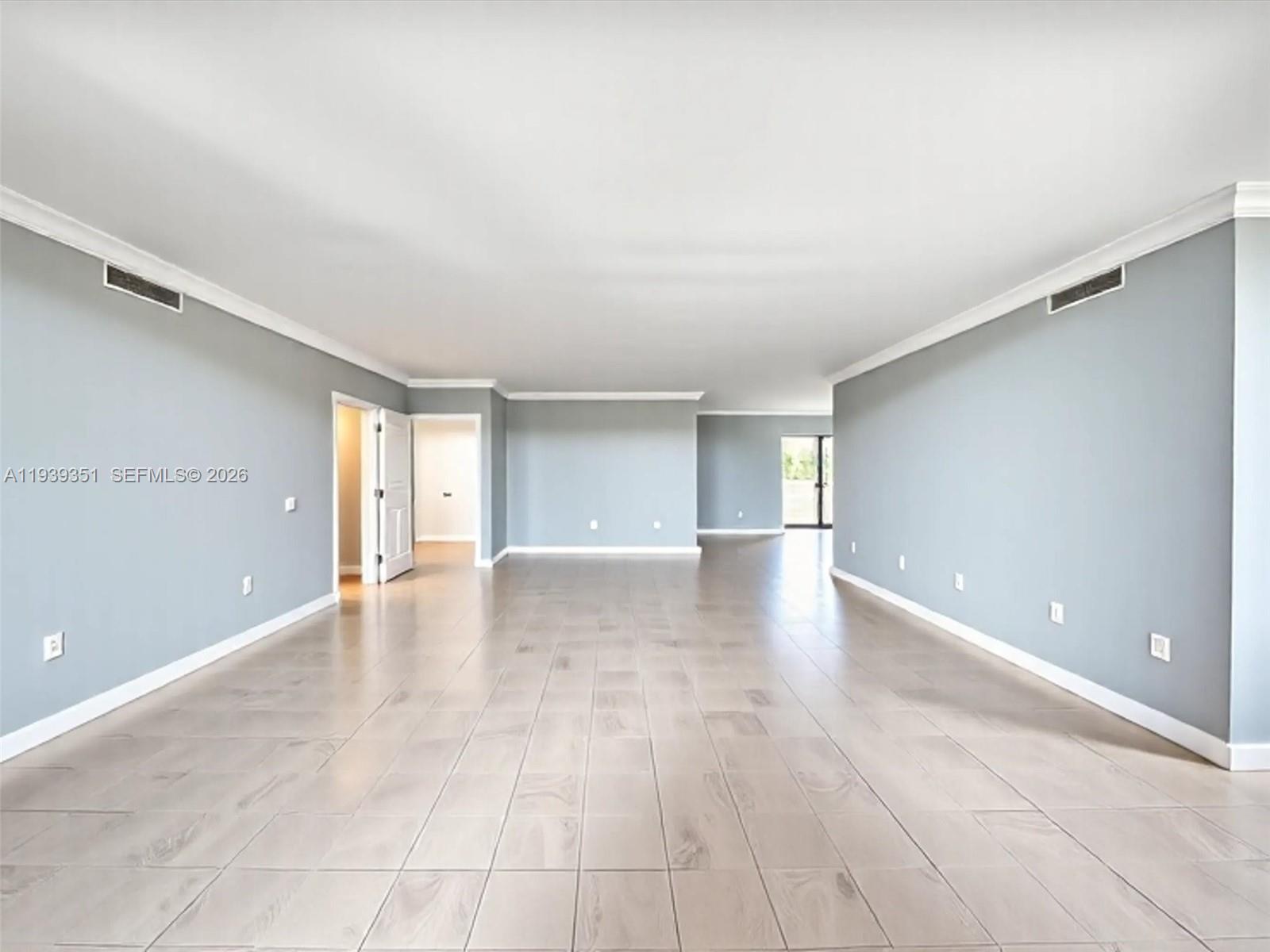 2000 Towerside Ter # 1806