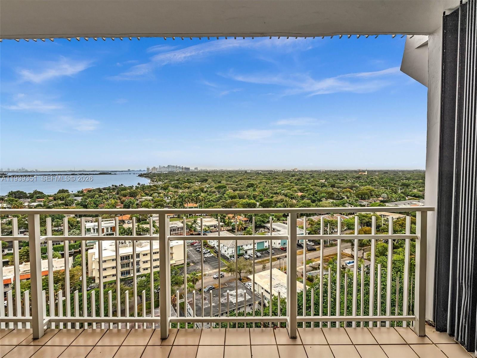 2000 Towerside Ter # 1806