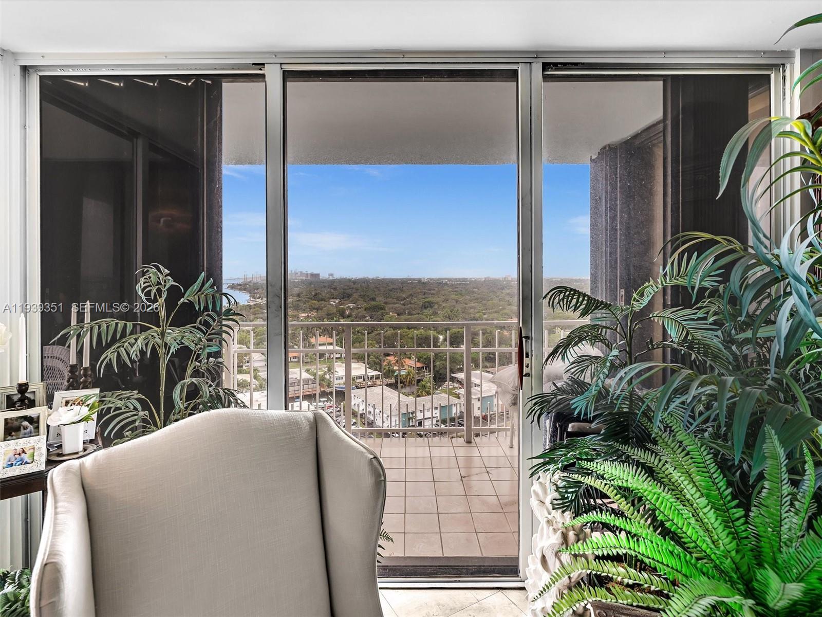 2000 Towerside Ter # 1806