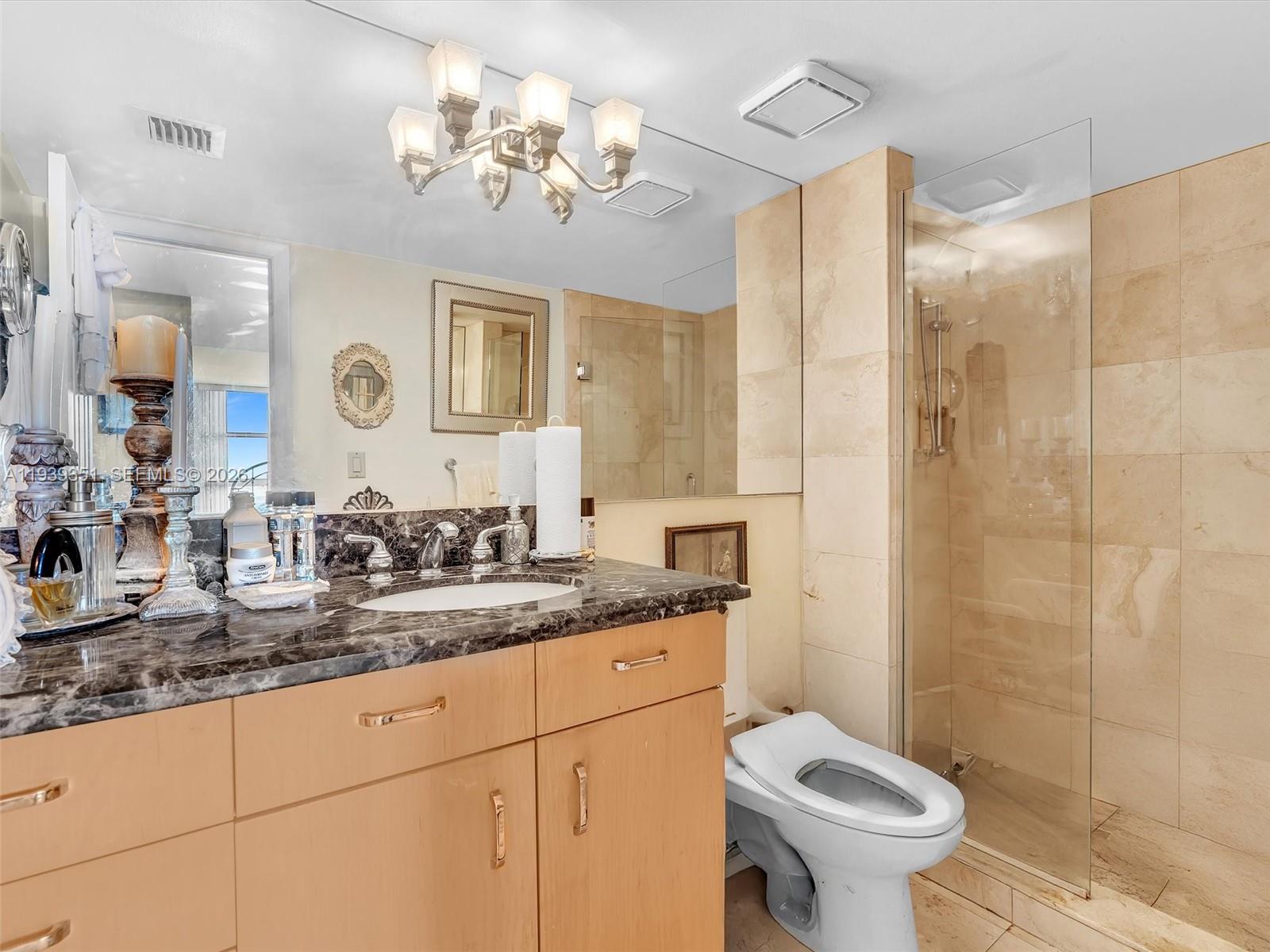 2000 Towerside Ter # 1806