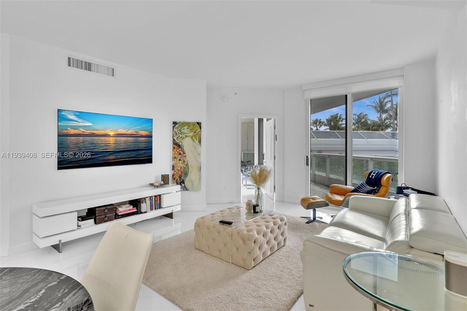 21050 Point Pl # 302