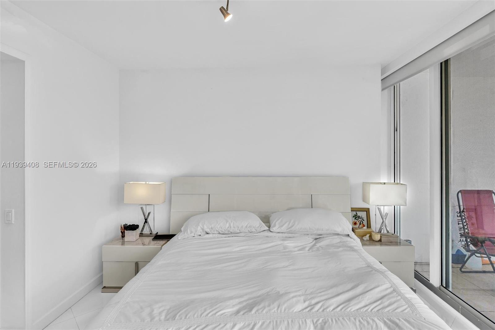 21050 Point Pl # 302