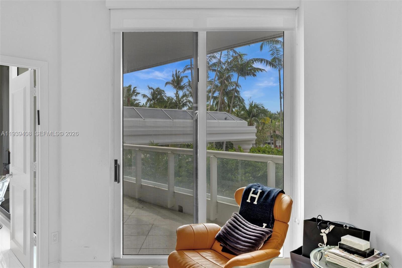 21050 Point Pl # 302