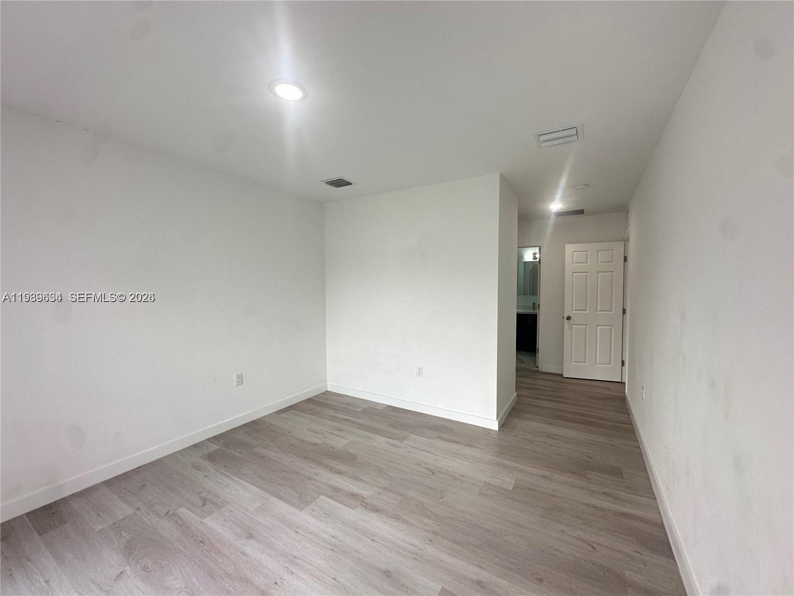 116 NW 10th St # B