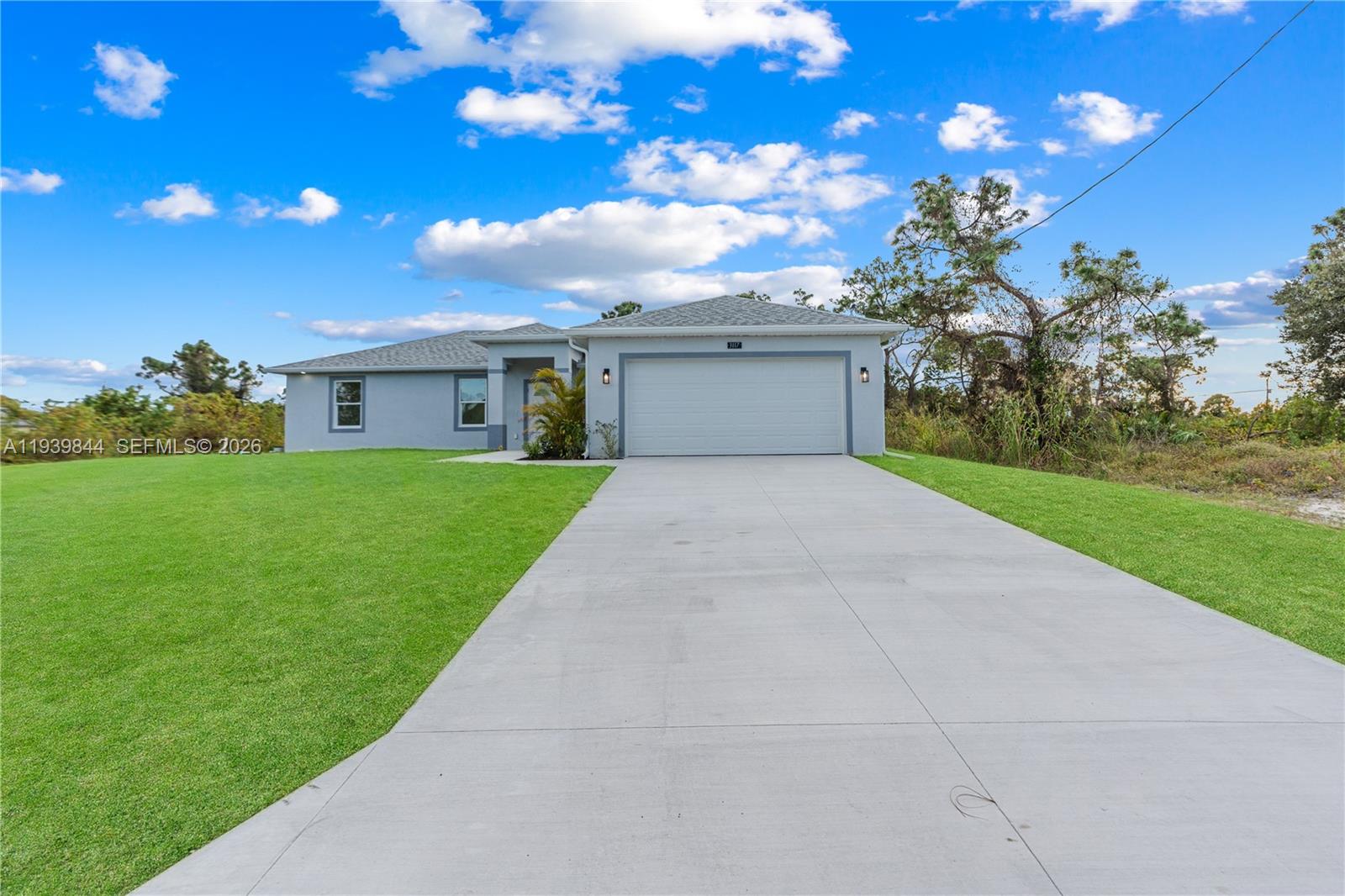 3117 W 64th W